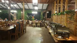 The Acacia Retreat - Image 2