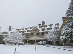 Just Listed! Spacious Two Bedroom Vacation Condo at Golden Eagle Lodge - Ge126v - Image 2