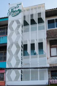 Young Money Hostel - Image 3