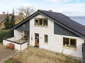 Rustic Holiday Home in Marstal Near the Sea - Image 5