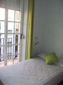 Ruzafa Apartments - Image 3