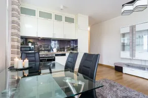 Elite Apartments Albatros Towers - Image 3