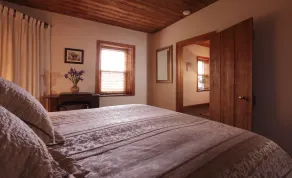 Keefer's Cottage - Image 2