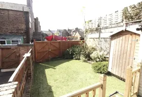 Birches House - Image 4