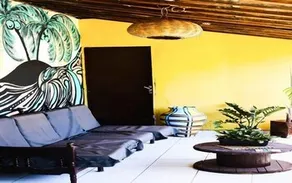 Hakuna Matata Hostel Bar - Image 3