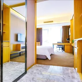 Cypress Hotel - Image 2