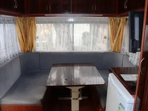 Cozy Caravan Surrounded by Nature in Iznik Bursa - Image 3