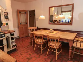 Valley View Cottage - Image 2
