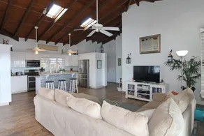 Vista Amalie - Image 2