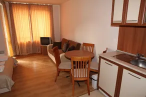 Panorama Apartments - Image 3