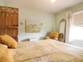 Derby Dream House - Cozy Retreat for Your Getaway - Image 3