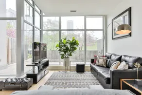 Modern 2 Storey by CN Tower - Image 4
