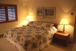 Woods Manor 302A By Peak Property Management - Image 2