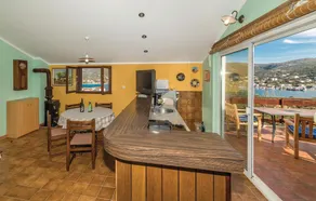 Amazing Home in Vinisce With Wifi and 2 Bedrooms - Image 2
