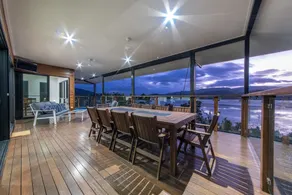 Beth's Beach House - Cannonvale - Image 2