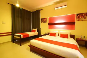 Sea Breeze Deluxe Inn - Image 4