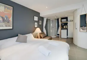 Modern Boho Studio - Super Central - In Private Mews - Fast Wifi - Image 3