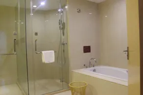 Smiler Hotspring Hotel - Image 5
