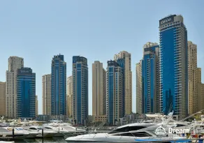 Dream Inn Dubai - Marina Promenade - Image 4