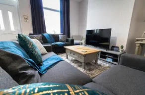Ideal Home Away in Bury - Image 5