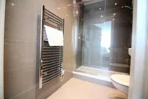 Braybrooke Apartments - Image 2