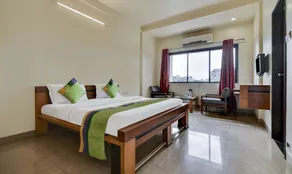 Hotel Surya - Image 2