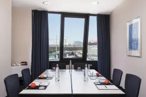 IntercityHotel Freiburg - Image 2