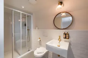 Rooms By Bistrot Pierre Residence One - Image 3