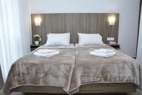 Scandinavia Hotel - Image 4
