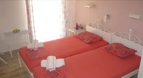 Marina Rooms - Image 5