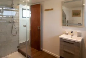 HOUSEBOAT ELEUTHERA - Image 3