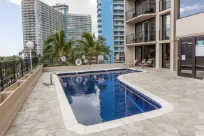 Aqua Palms Waikiki - Image 4