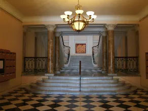 L'orient Palace Apartments - Image 2