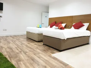 Stratford Rooms - Image 5