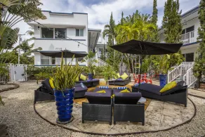 Beachside All Suites Hotel - Image 2