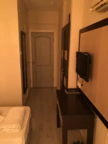 Sun Hotel - Image 2