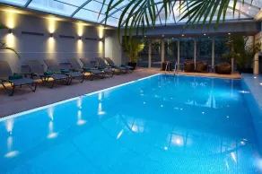 Onreech Hotel - Image 2
