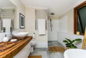 Bottlebrush Cottage - Image 5