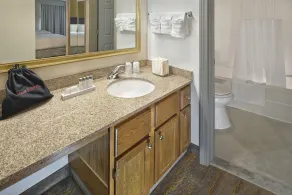New Haven Village Suites - Image 4