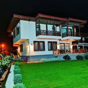 Enchanting Villa Near Firtina River With Backyard - Image 2