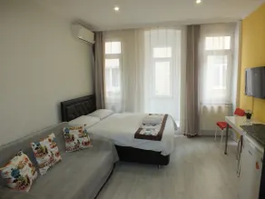 Taksim 9 Suites - Image 5
