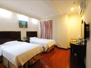 GreenTree Inn Chongqing North Railway Station Express Hotel - Image 4