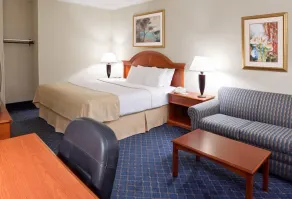 Ramada by Wyndham Uniontown - Image 3