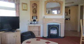 Tiny's Place - Image 2