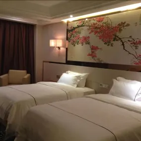 Yifang Holiday Hotel - Image 4