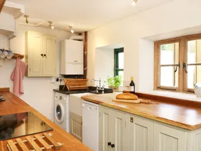 Blackberry Cottage - Image 2