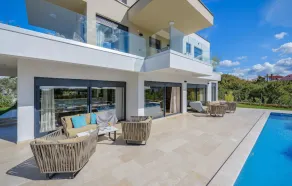 Amazing Home in Jehnici With 4 Bedrooms, Outdoor Swimming Pool and Heated Swimming Pool - Image 5