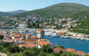 Beautiful Home in Marina With Wifi and 3 Bedrooms - Image 5