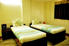 Hotel Bliss Executive by OYO - Image 2