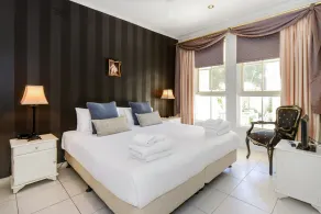 Boutique Stays - Brighton Rose - Image 2